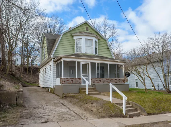 24 Goguac St E, Battle Creek, MI 49015