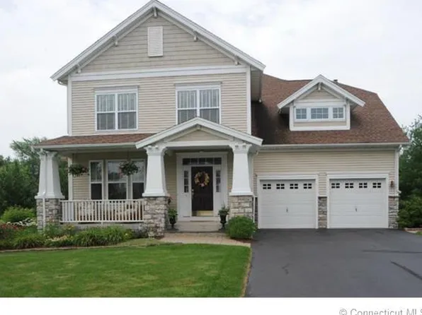 4 Self Ct, Wallingford, CT 06492