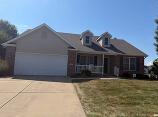 701 Timber Edge Dr, Sherman, IL 62684