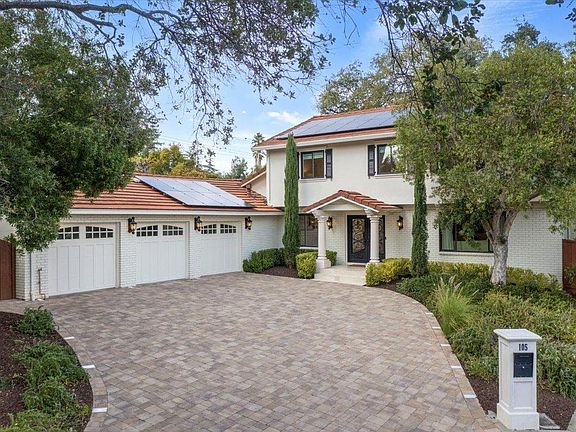 2nd image of 105 Hepplewhite Ct