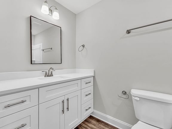 5th image of 217 Limestone Point Dr