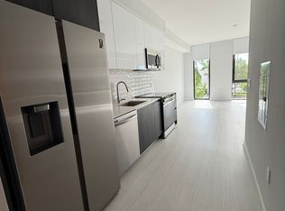 41 NW 5th Ave #S, Dania, FL 33004