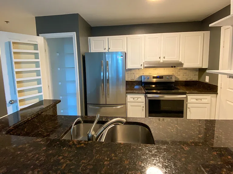 1101 Juniper St NE #617 — Photo 5