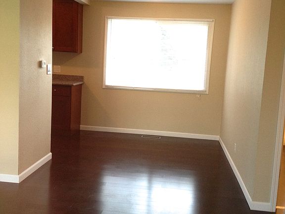 3rd image of 3243 S 202nd St