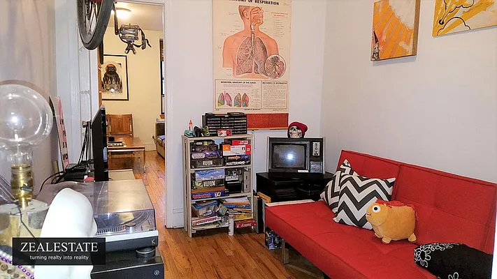 Rented by ZealEstate Group Inc | media 52