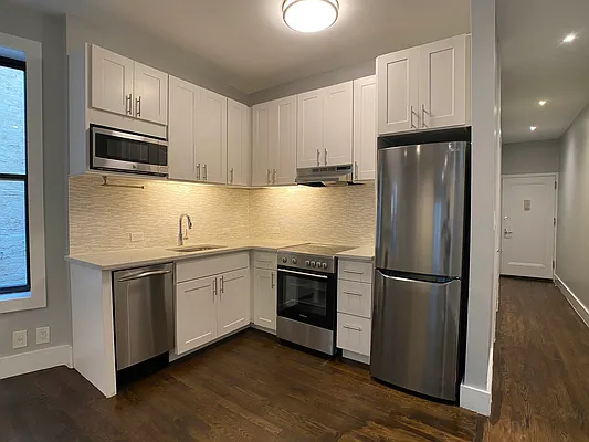 Rented by Tourma Realty LLC | media 22