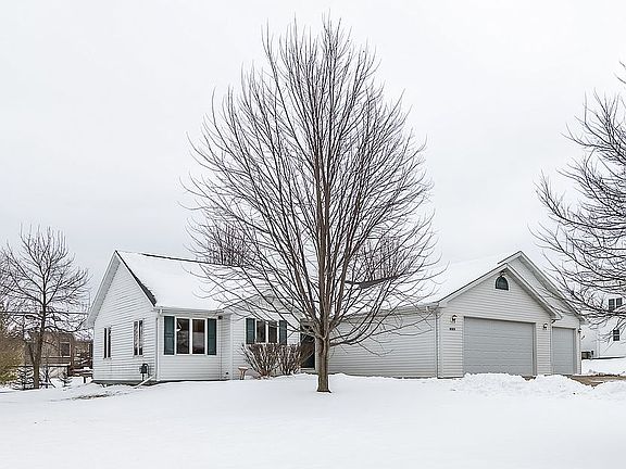 3rd image of N1674 Medina Dr