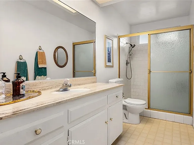 5743 Coke Ave — Photo 19