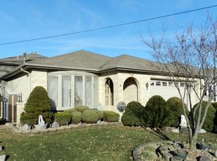 6710 W 90th St, Oak Lawn, IL 60453