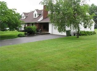 10 Bolton Dr, Bloomsbury, NJ 08804