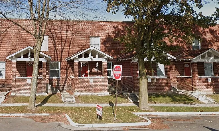500-518 W Elm St #516 — Photo 1