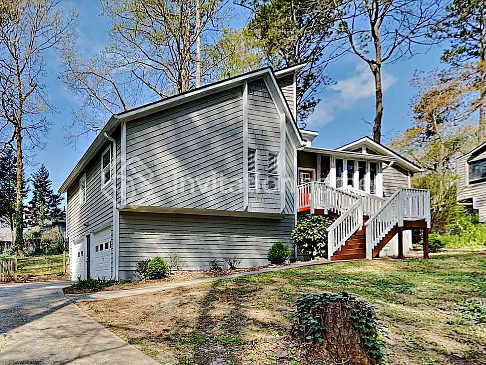 1st image of 232 Rustic Ridge Dr NE