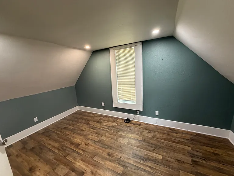 401 Sherman St #2 — Photo 8