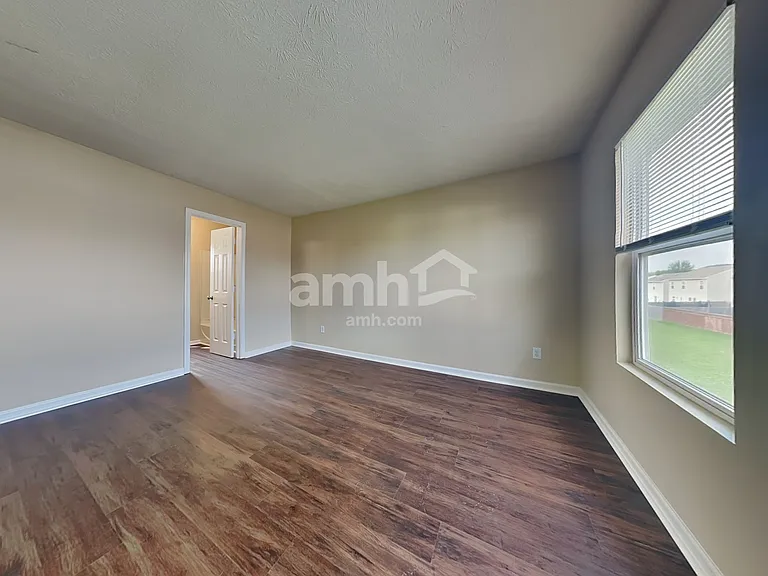 4039 Tahoe Dr — Photo 9