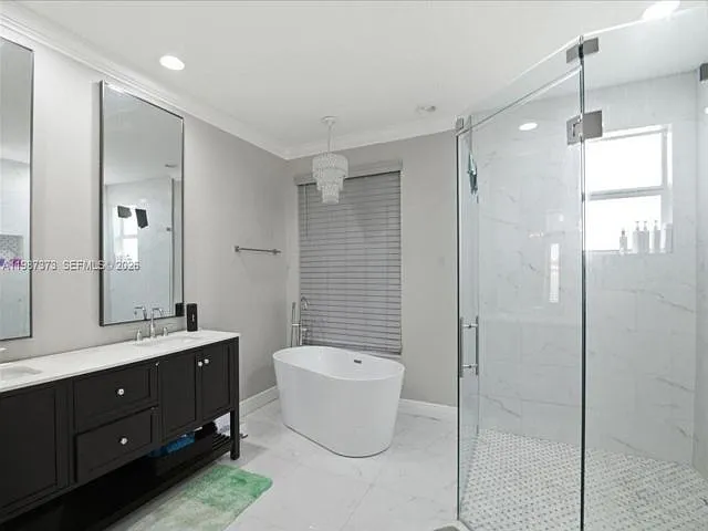 18631 SW 39th St — Photo 7