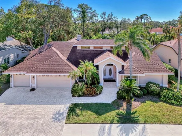 8365 Shadow Pine Way, Sarasota, FL 34238