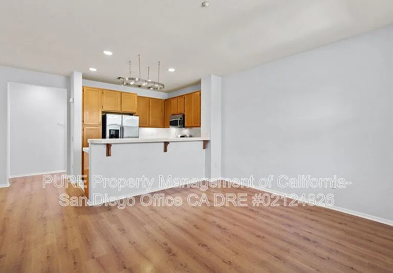 2703 Apricot Ct — Photo 9
