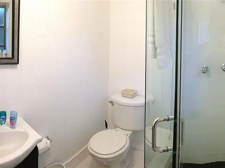 1222 Pizarro St #2 — Photo 6
