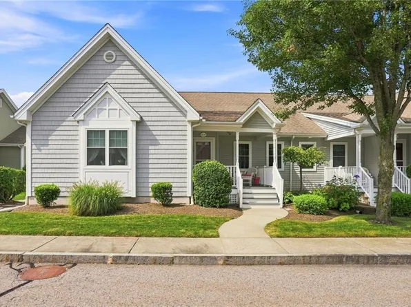 500 Mendon Rd Unit 217, Cumberland, RI 02864