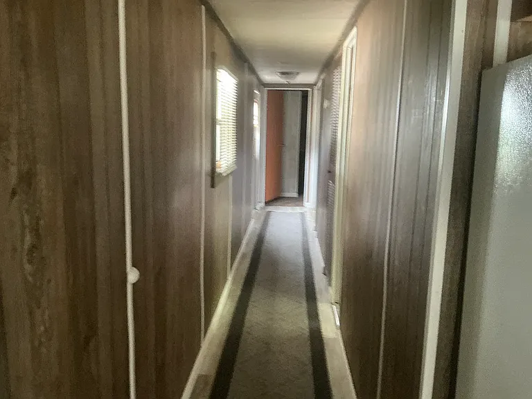 1619 Woodward Ave — Photo 8