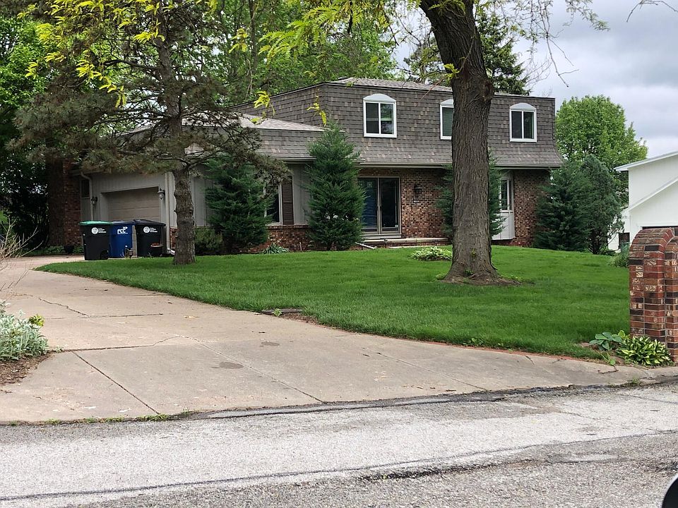 2nd image of 330 Heavenly Dr