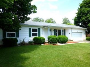 6975 Rink Dr, Brighton, MI 48114