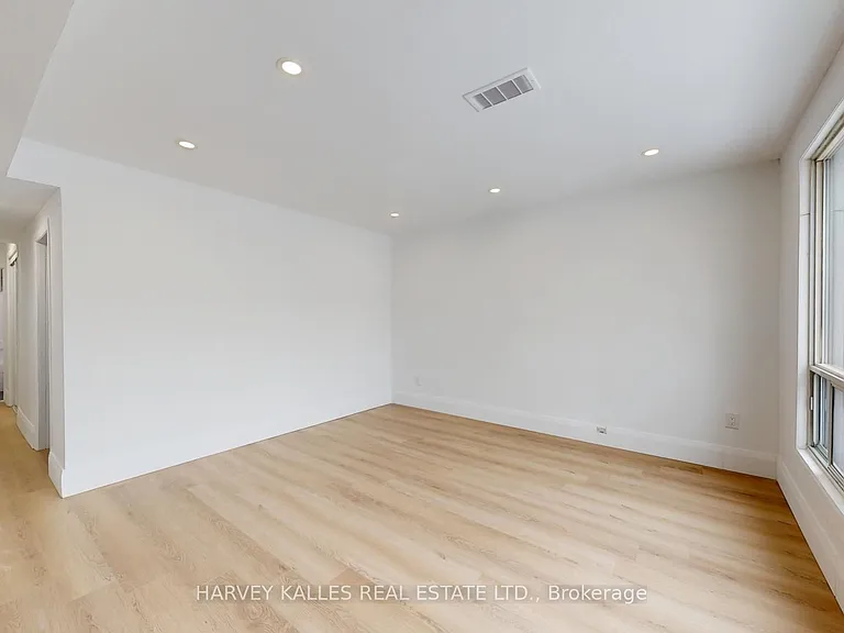1252 Davenport Rd #1 — Photo 7