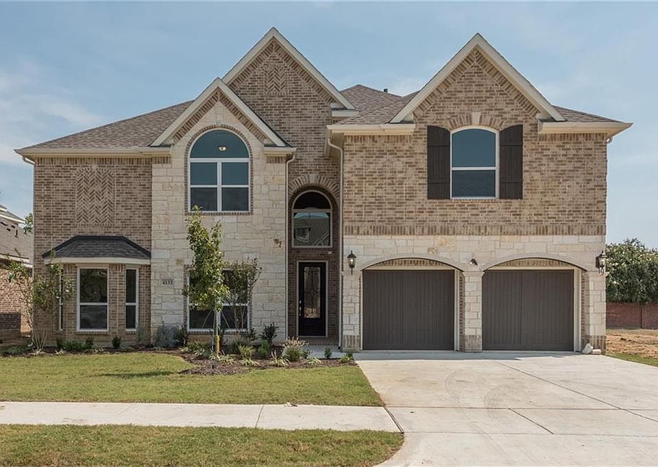1st image of 4133 Boxwood Dr