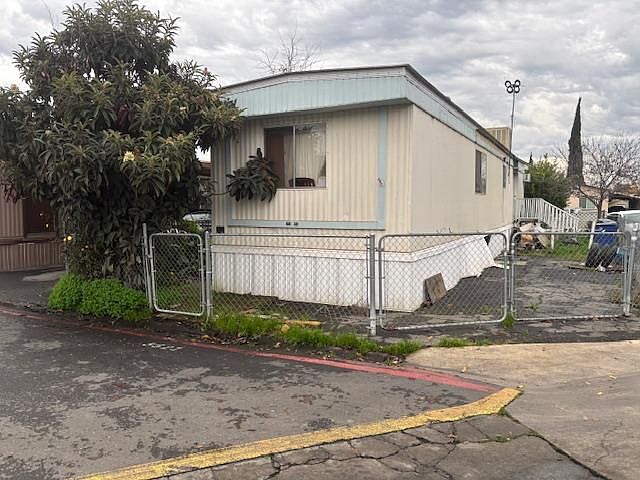 1st image of 3500 Mobile Way #P-21