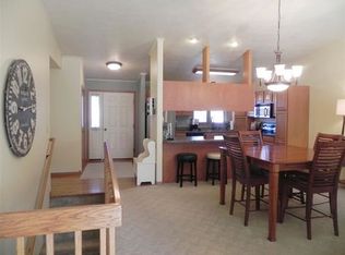 3311 10th St SW, Minot, ND 58701