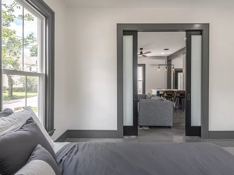 33 Pitt St #1 — Photo 18