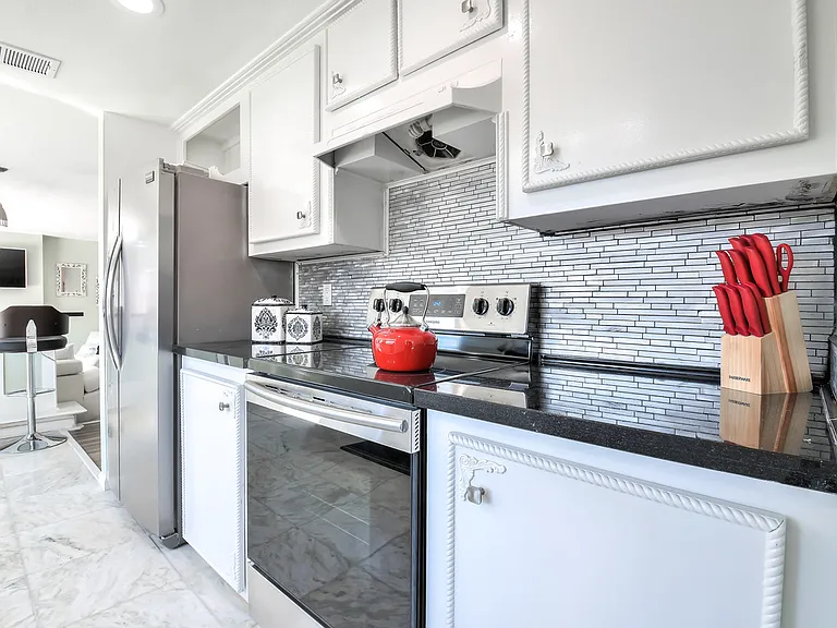 145 Tonopah Dr — Photo 15