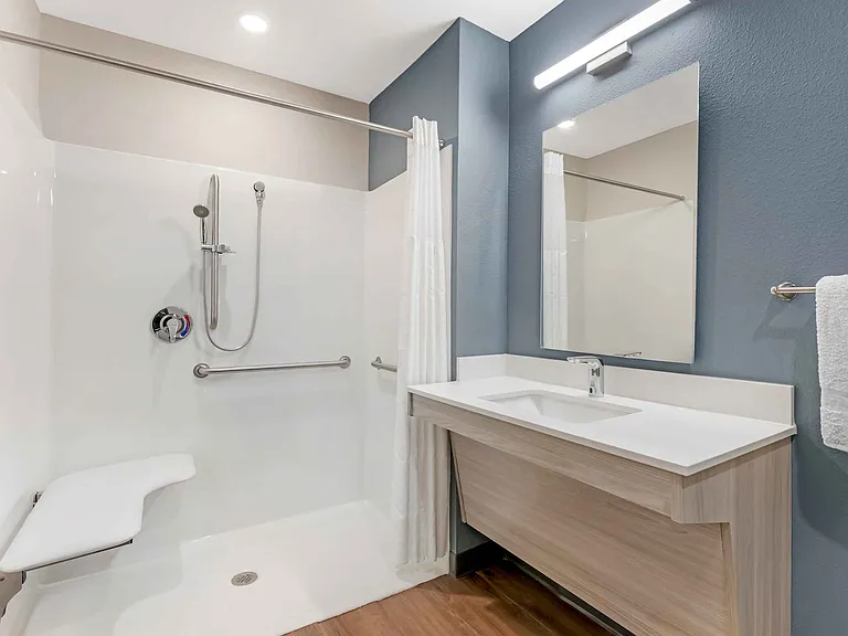 Studio Suite - 2 Queen Beds