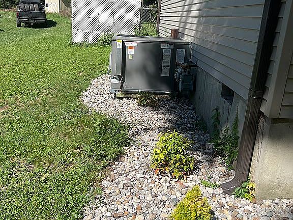 4th image of 134 Cardinal Ct