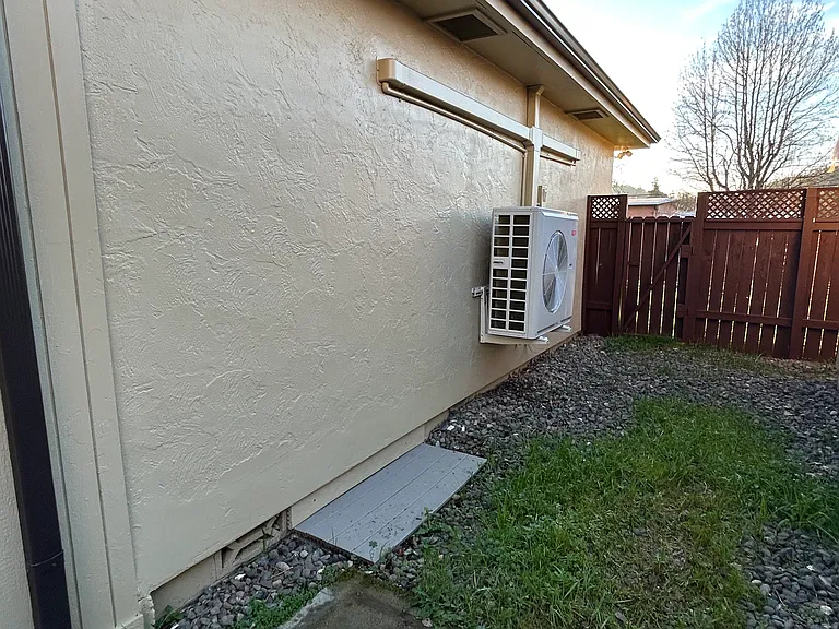 1919 NW Kline St — Photo 27