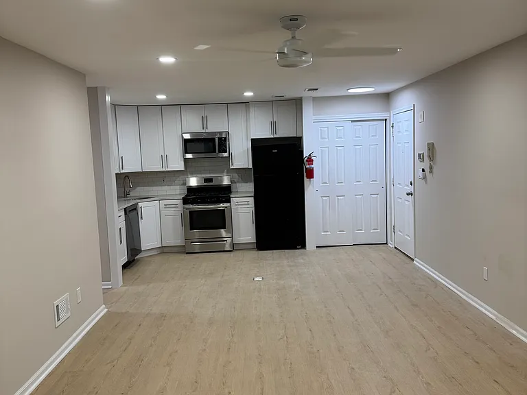 1007 Meadow Ct #1007 — Photo 10