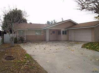 906 2nd St, Taft, CA 93268