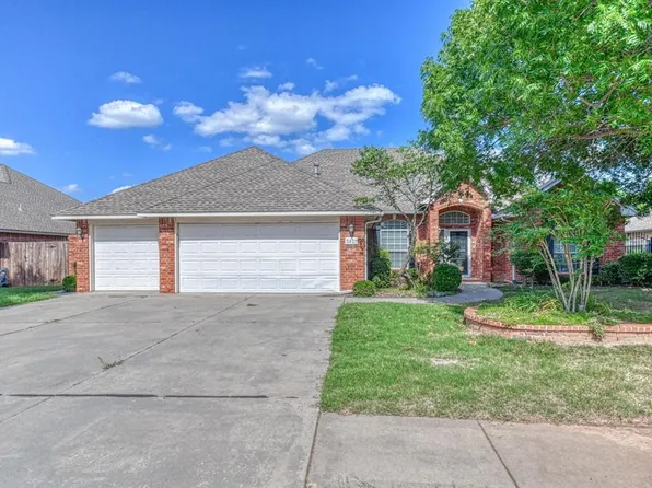 2821 Stonebridge Ct, Norman, OK 73071