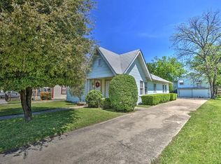 3025 Stanley Ave, Fort Worth, TX 76110