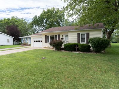 929 E Logan St, Moberly, MO, 65270