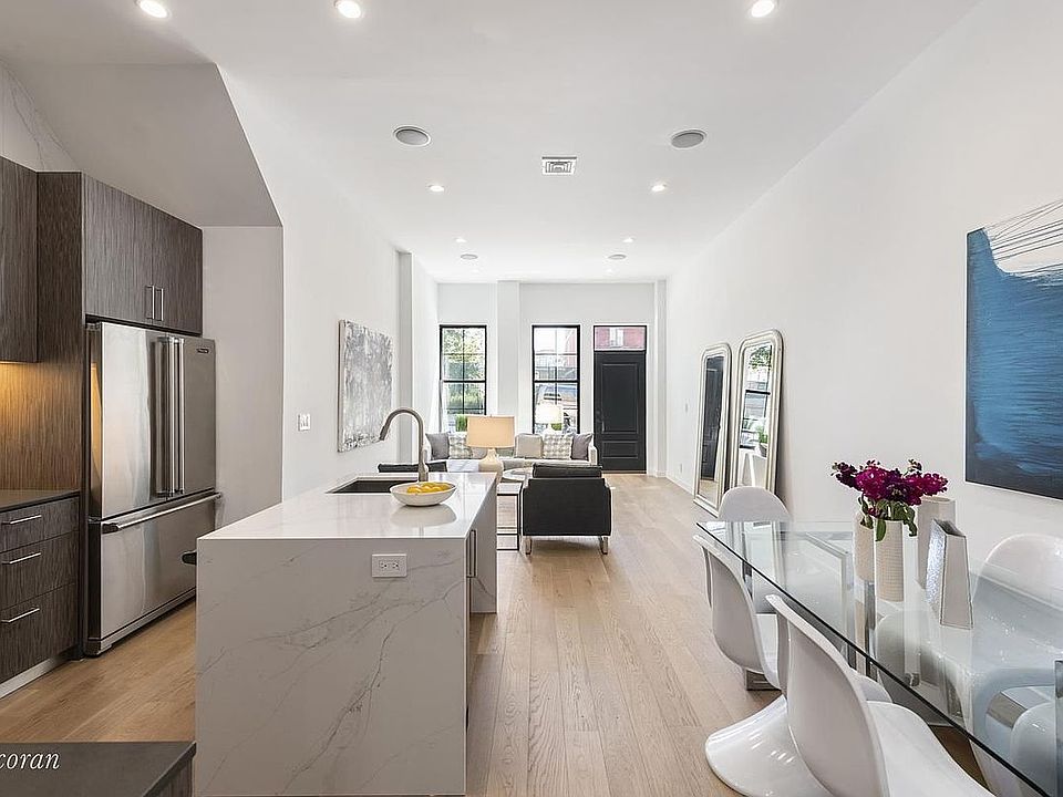 1st image of 271A 22nd St Unit Garden