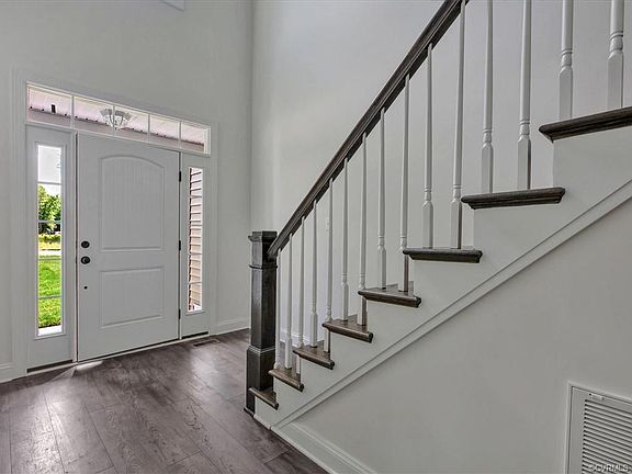 2nd image of 10984 Kings Pond Dr