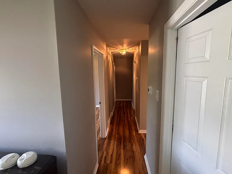 1725 Scarbrough Ct — Photo 4