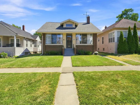 834 Lewis Ave, Saint Joseph, MI 49085
