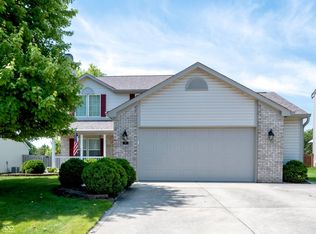 25 English Grn, Westfield, IN 46074