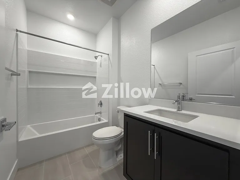 2848 Dapper St — Photo 29