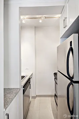 Rented by Halstead Real Estate | media 21