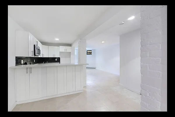 Rented by Corcoran | media 14