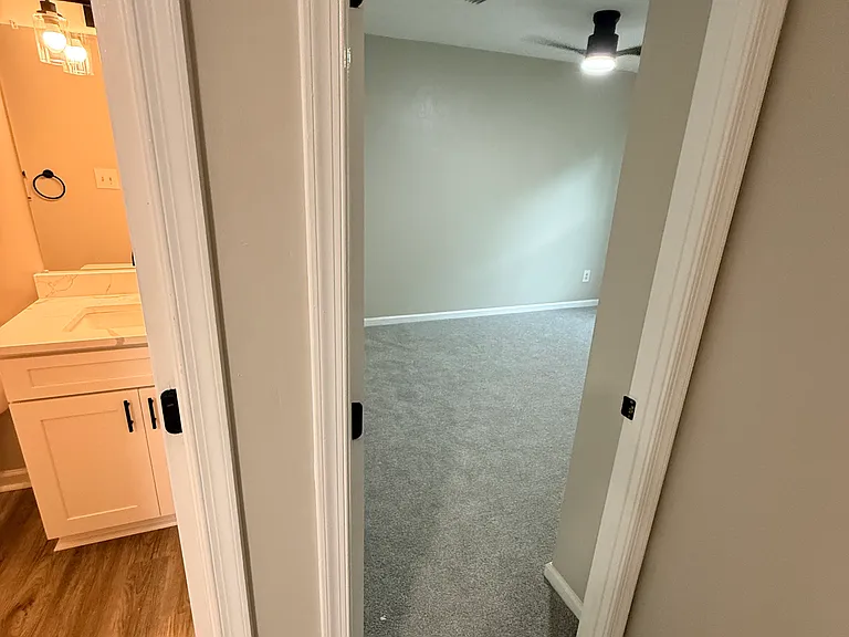 755 Huntly Dr — Photo 22