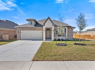 6312 Trado Dr, College Station, TX 77845